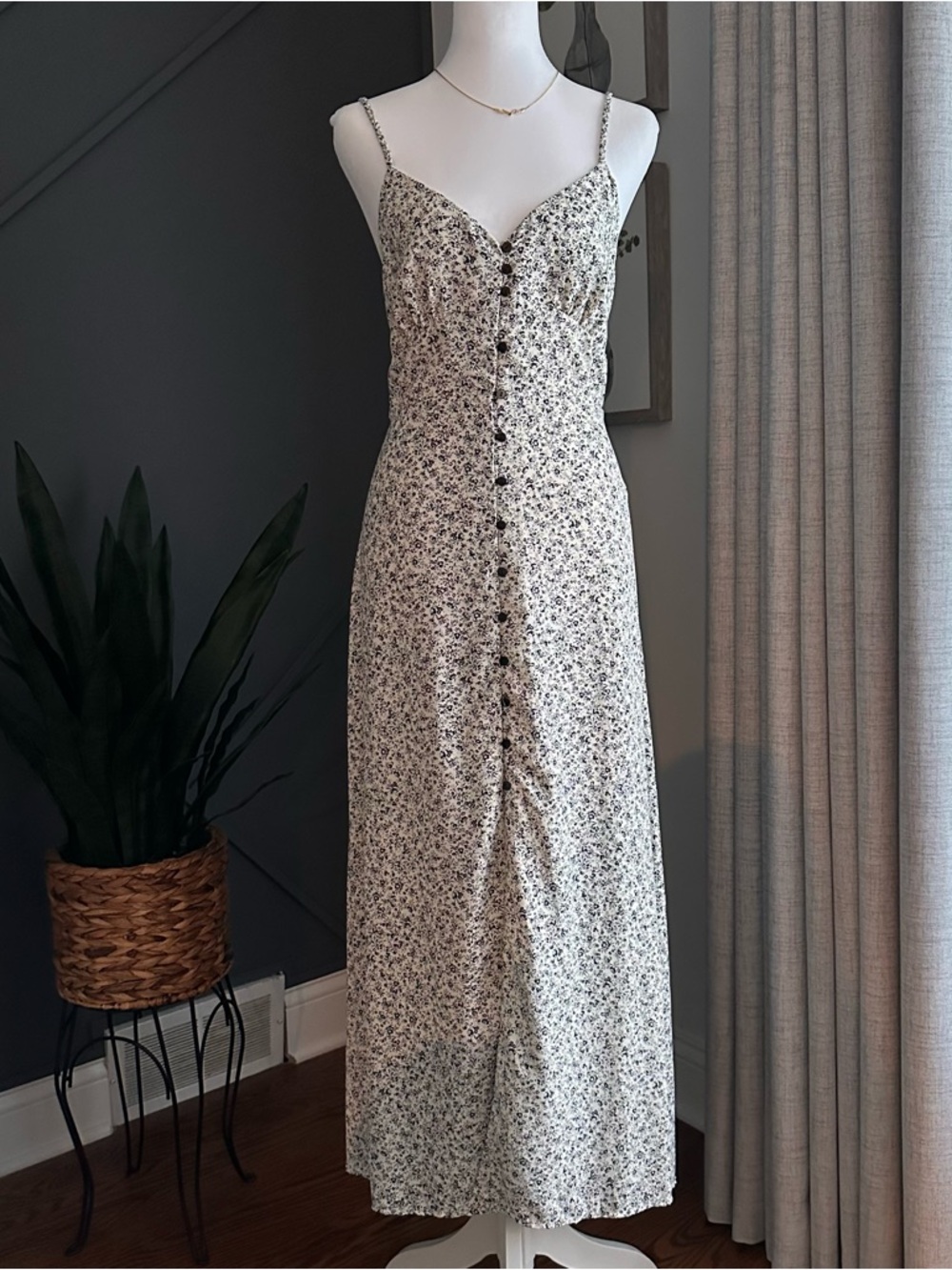 Zara White Black Floral Button-Front Maxi Dress
